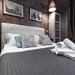 Vite 4* Rome