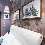 Vite 4* Rome